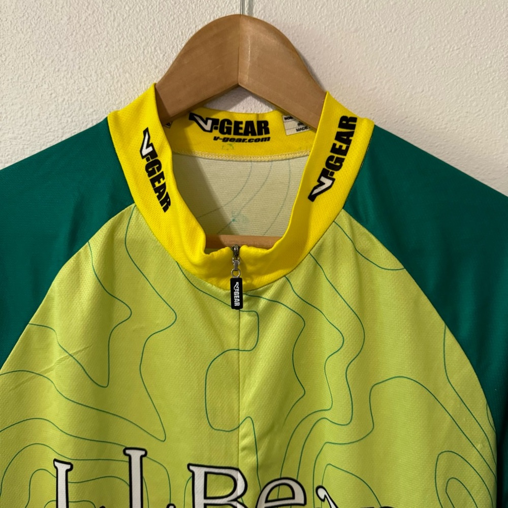 L.L. Bean V-Gear Cycling Jersey Shirt Green Orange Yellow 1/2 Zip Pockets-XXL - Picture 3 of 12